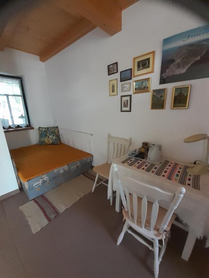 Guest House Vidravar Tabdi Ngoại thất bức ảnh