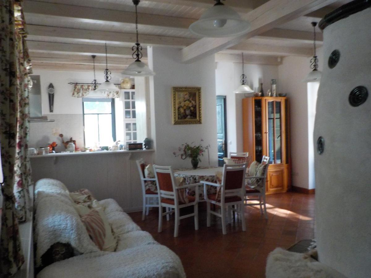Guest House Vidravar Tabdi Ngoại thất bức ảnh
